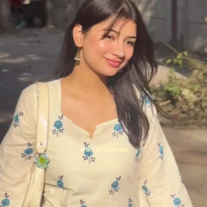 Soft Beige Floral Kurti – Elegant Casual & Everyday Wear for Women