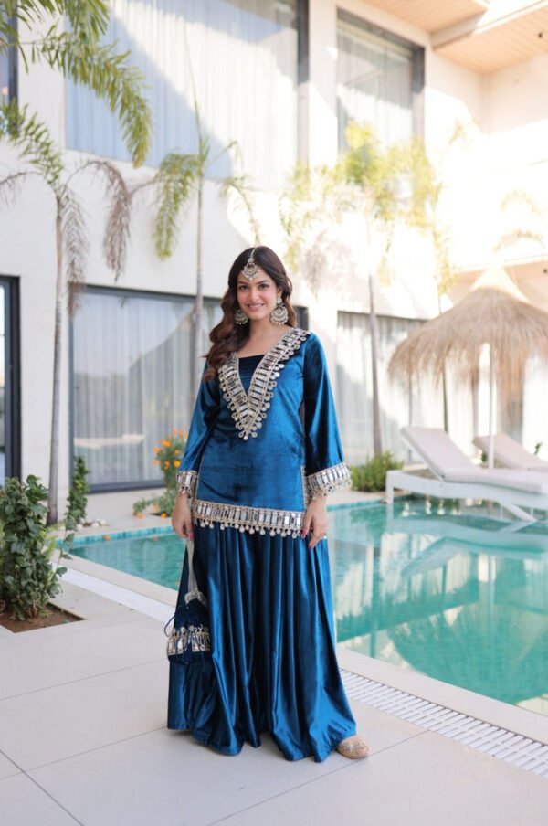 LW-9307_5.jpg Arabian Blue Ice Velvet Suit Set