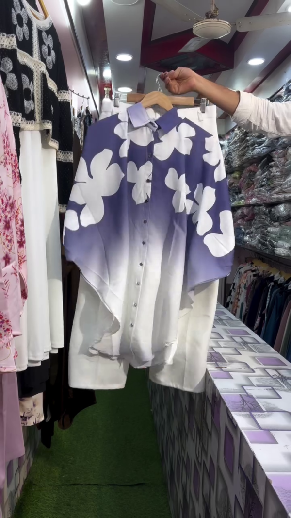 Women Ombre Floral Print Button-Down Shirt
